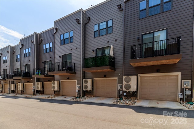 628 Uwharrie River Rd, Charlotte, NC 28211 - view of property with a garage and a cooling unit