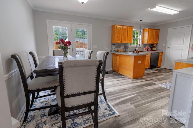 532 Jedburgh Way, Rock Hill, SC 29730 - dining space with light wood-type flooring, ornamental molding, and baseboards