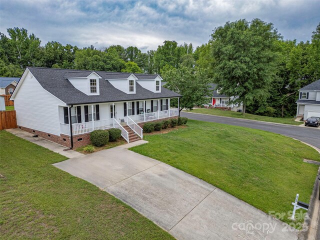 532 Jedburgh Way, Rock Hill, SC 29730 - new england style home with crawl space, covered porch, asphalt driveway, and a shingled roof