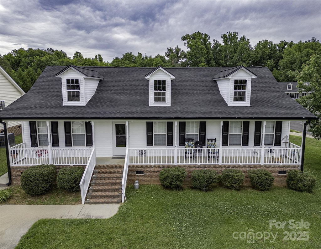 532 Jedburgh Way, Rock Hill, SC 29730 - cape cod-style house with a porch, a front lawn, and a shingled roof