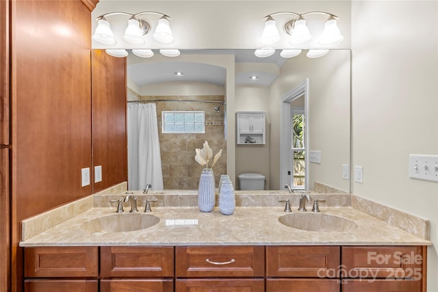 1500 Lynway Dr, Charlotte, NC 28203 - full bath featuring toilet, double vanity, and a shower with curtain