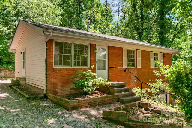 25 Evelake Dr, Asheville, NC 28806 - ranch-style house with brick siding