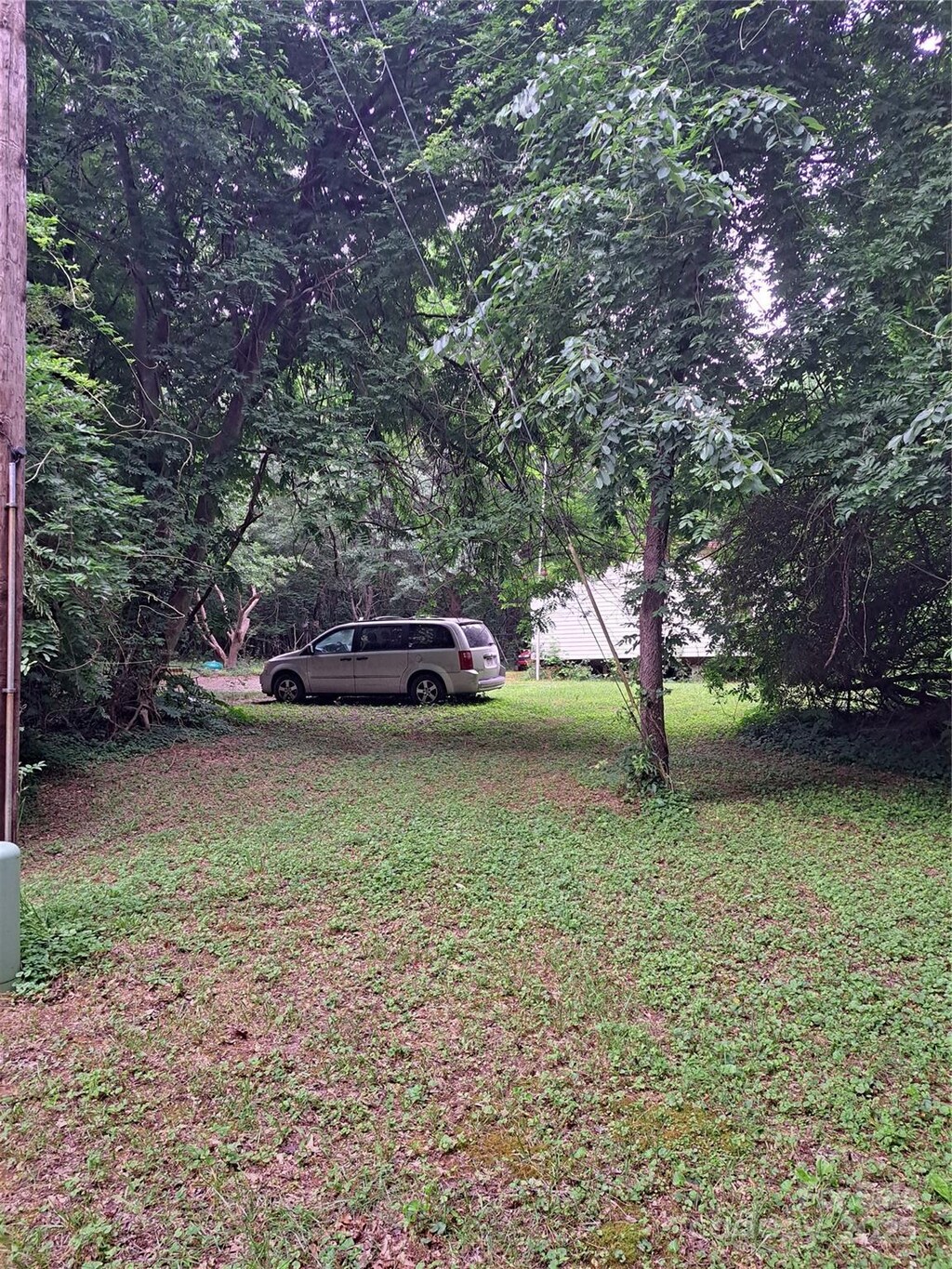 5023 Dogwood Ln, Stanley, NC 28164 - view of green lawn