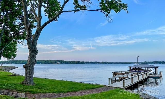 5114 Leisure Ln, Sherrills Ford, NC 28673 - dock area featuring a water view and boat lift