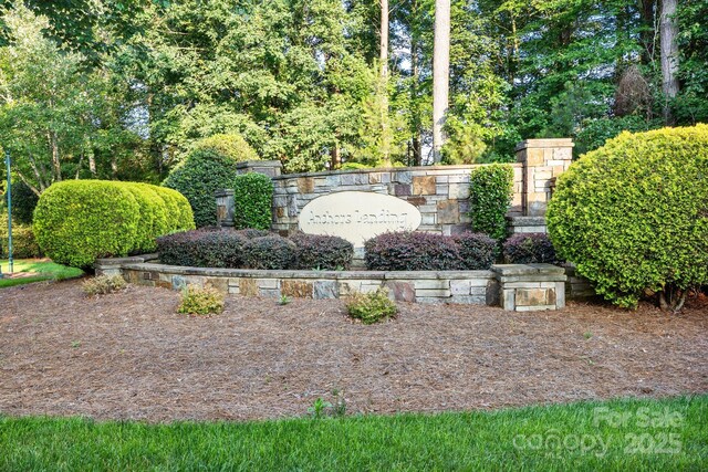 5025 Harbor View Dr E, Granite Falls, NC 28630 - view of community sign
