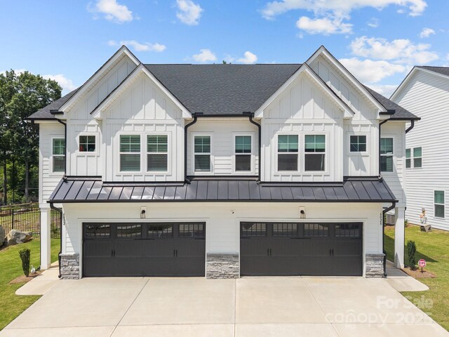 6032 Corbin Woods Ct, Charlotte, NC 28226 - photo 1