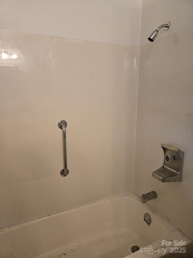 9225 Robinson Church Rd, Charlotte, NC 28215 - bathroom featuring shower / bath combination