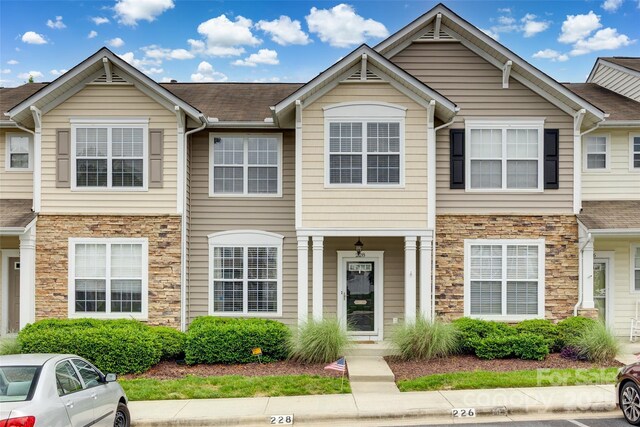 228 Dawn Mist Ln, Fort Mill, SC 29708 - photo 1
