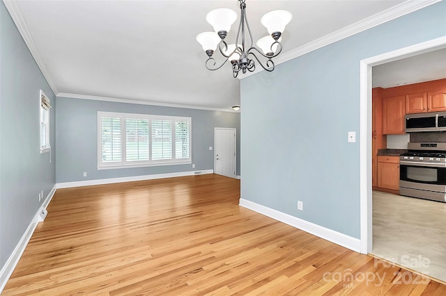 6908 Lancer Dr, Charlotte, NC 28226 - unfurnished dining area featuring crown molding, a chandelier, light wood-style flooring, and baseboards