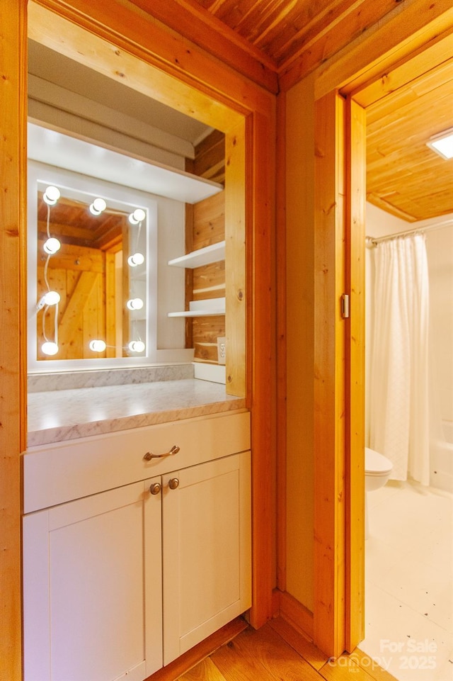 7150 Yellow Creek Rd, Robbinsville, NC 28771 - bathroom with wood ceiling, a shower with curtain, and vanity