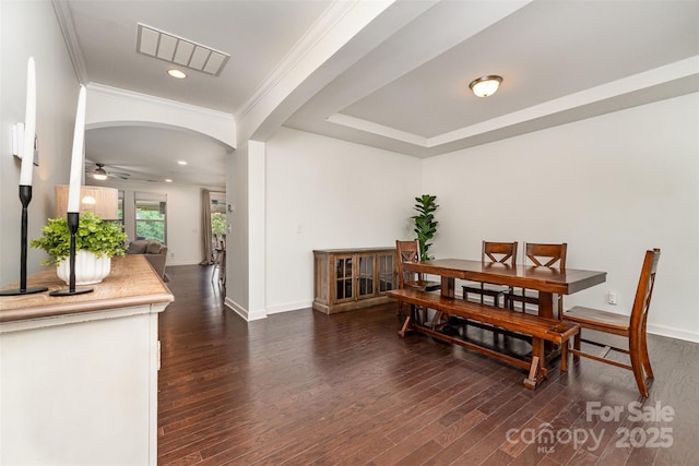 755 Lagan Ct, Fort Mill, SC 29715 - dining room featuring arched walkways, ceiling fan, dark wood-style flooring, baseboards, and recessed lighting