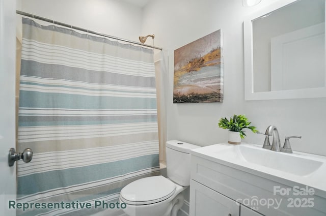 2116A Glenwood St, Kannapolis, NC 28083 - full bathroom with toilet, vanity, and a shower with curtain