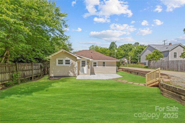 933 Old Charlotte Rd, Concord, NC 28027 - rear view of property with a patio area