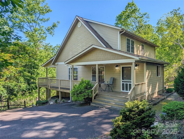 355 Rosewood Ln, Burnsville, NC 28714 - view of front of house featuring a porch