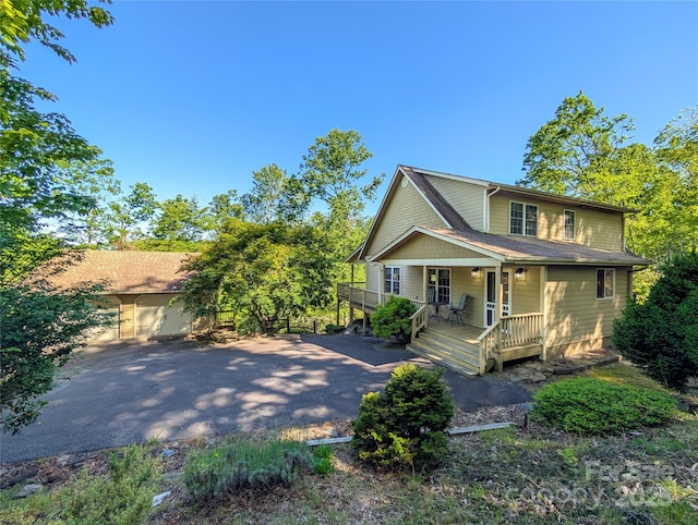 355 Rosewood Ln, Burnsville, NC 28714 - view of front of home featuring a porch and driveway