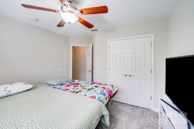 11714 Harsworth Ln, Charlotte, NC 28277 - bedroom featuring a closet and ceiling fan