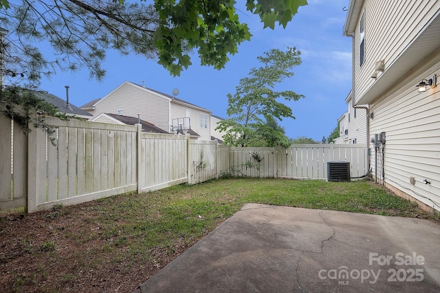 8432 Spirea Ct, Charlotte, NC 28215 - view of yard featuring a patio and cooling unit