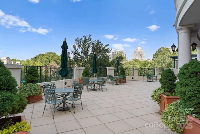 300 W Fifth St Unit 509, Charlotte, NC 28202 - view of patio / terrace featuring outdoor dining area