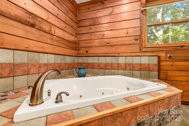 95 Idlewood Dr, Marion, NC 28752 - bathroom with a whirlpool tub