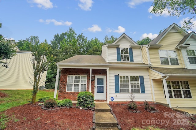 5237 Ficus Tree Ln, Charlotte, NC 28215 - view of front facade with brick siding