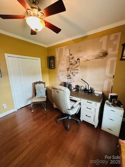 111 Brookview Dr, Shelby, NC 28152 - office area featuring dark wood-style flooring, ceiling fan, crown molding, and baseboards