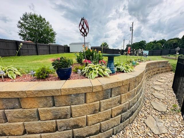 111 Brookview Dr, Shelby, NC 28152 - view of yard