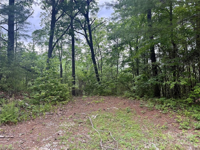 000 Wipprecht Dr, Spruce Pine, NC 28777