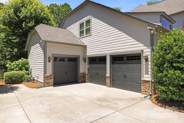3009 Botetourt Ct, Weddington, NC 28104 - garage with concrete driveway
