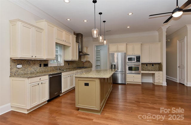 17210 Sulky Plough Rd Unit 1206, Charlotte, NC 28277 - kitchen featuring appliances with stainless steel finishes, wall chimney range hood, crown molding, a ceiling fan, and tasteful backsplash