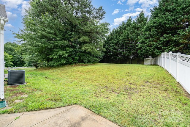 6922 Cascade Dream Ct, Huntersville, NC 28078 - view of yard featuring central air condition unit