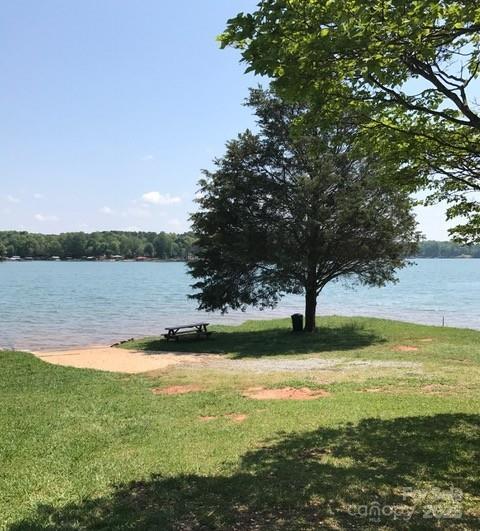 134 Crystal Cir, Mooresville, NC 28117 - water view