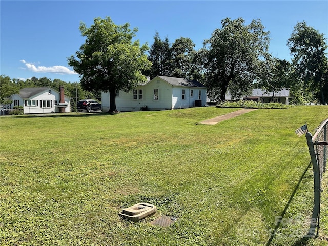 2138 SW Haven Cir, Lenoir, NC 28645 - view of grassy yard