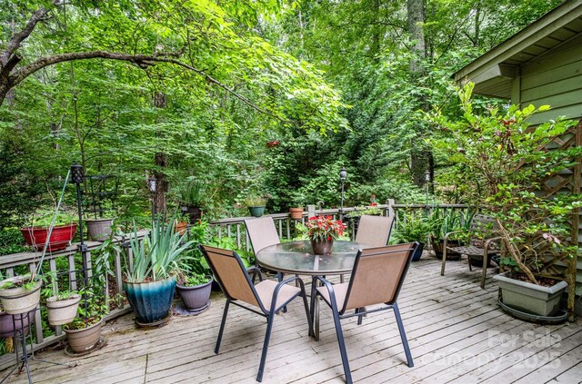 1102 Lake Montonia Rd, Kings Mountain, NC 28086 - wooden terrace with outdoor dining space