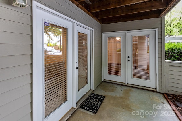 1136 W 1st St, Charlotte, NC 28202 - entrance to property with french doors