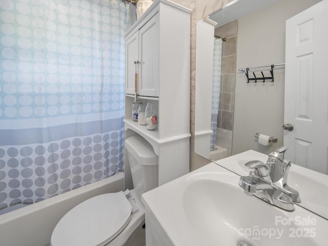 339 Arnold St, Rock Hill, SC 29730 - full bath with shower / bathtub combination with curtain, toilet, and vanity