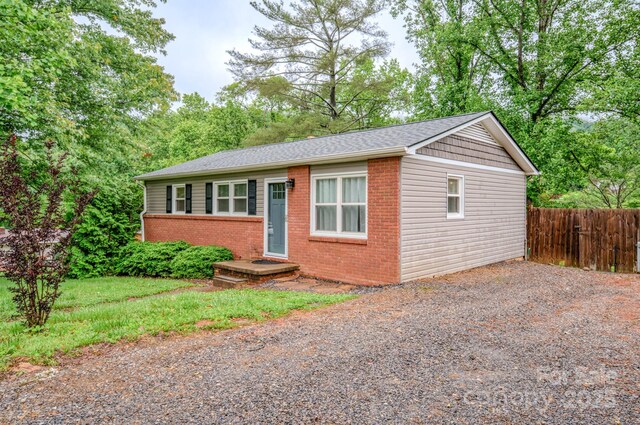 109 Chapman Dr, Asheville, NC 28805 - photo 17