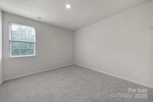 300 Kennerly Center Dr, Mooresville, NC 28115 - unfurnished room featuring baseboards and carpet flooring