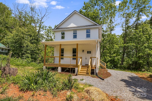 156 Mingus Hill Rd, Canton, NC 28716 - view of front facade featuring covered porch