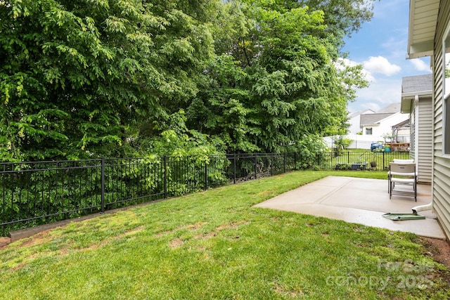308 Planters Way, Mount Holly, NC 28120 - view of yard with a patio area