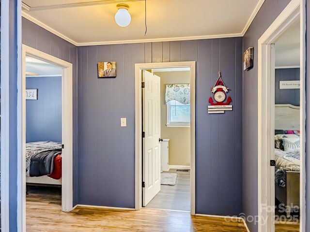 206 Logan Dr, Blacksburg, SC 29702 - hallway featuring crown molding and light wood-type flooring