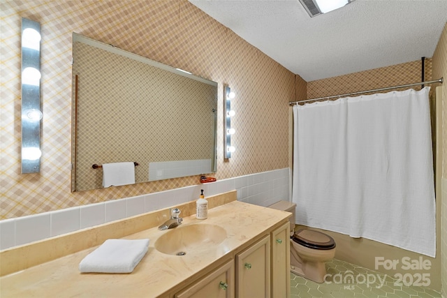 55 Dane Acres Dr, Alexander, NC 28701 - full bathroom featuring vanity, wallpapered walls, toilet, shower / bathtub combination with curtain, and a textured ceiling