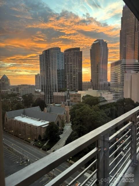 333 W Trade St Unit 1304, Charlotte, NC 28202 - view of city skyline