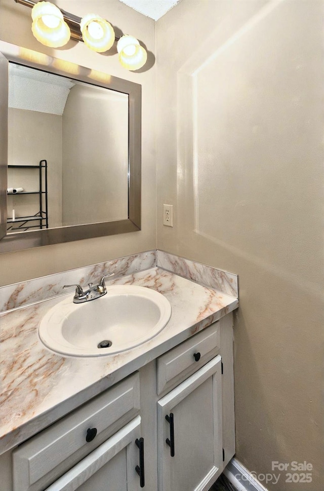 6401 Windsor Gate Ln, Charlotte, NC 28215 - bathroom with vanity