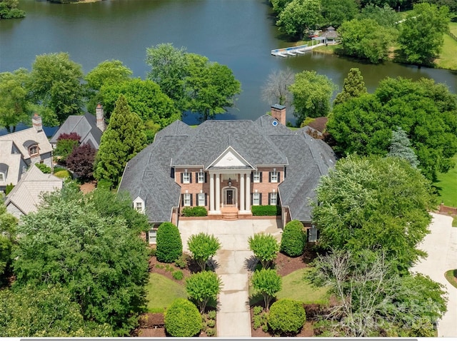 8721 Lake Challis Ln, Charlotte, NC 28226 - aerial view of property and surrounding area featuring a nearby body of water