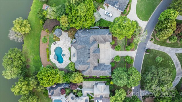 8721 Lake Challis Ln, Charlotte, NC 28226 - aerial view of a pool area
