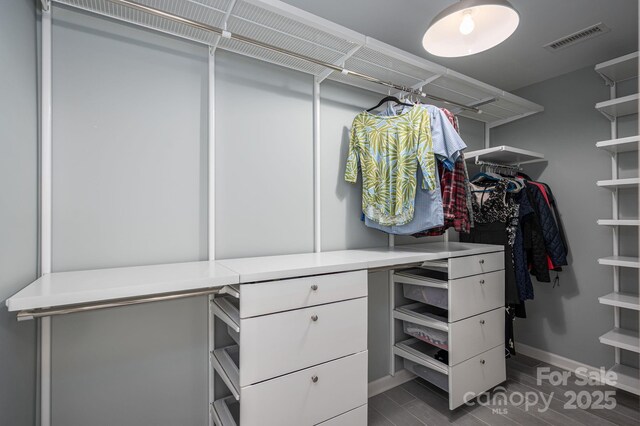 409 S Grove St, Lincolnton, NC 28092 - view of walk in closet