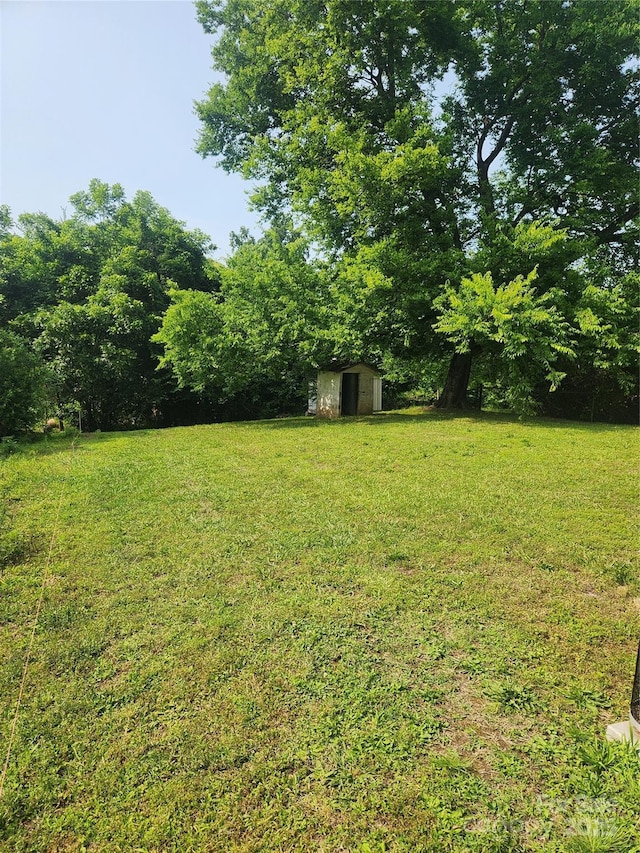 76 Sumner Ave NW, Concord, NC 28027 - view of grassy yard