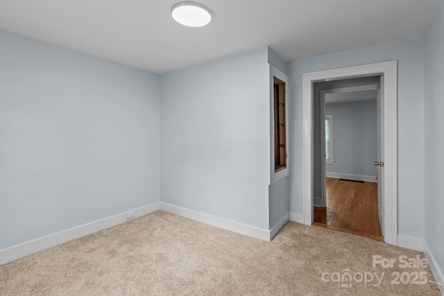 310 S Spencer Ave, Spencer, NC 28159 - unfurnished room featuring carpet flooring and baseboards