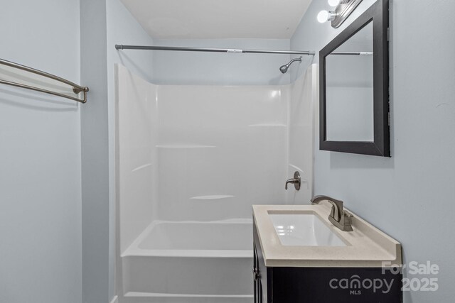 310 S Spencer Ave, Spencer, NC 28159 - full bath with bathing tub / shower combination and vanity