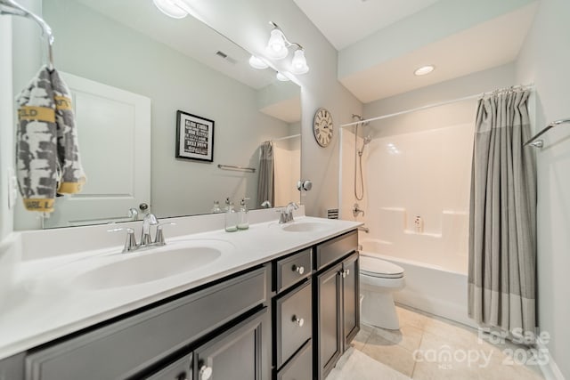 1812 Sutter Creek Dr, Waxhaw, NC 28173 - full bath featuring toilet, shower / tub combo, double vanity, and tile patterned flooring